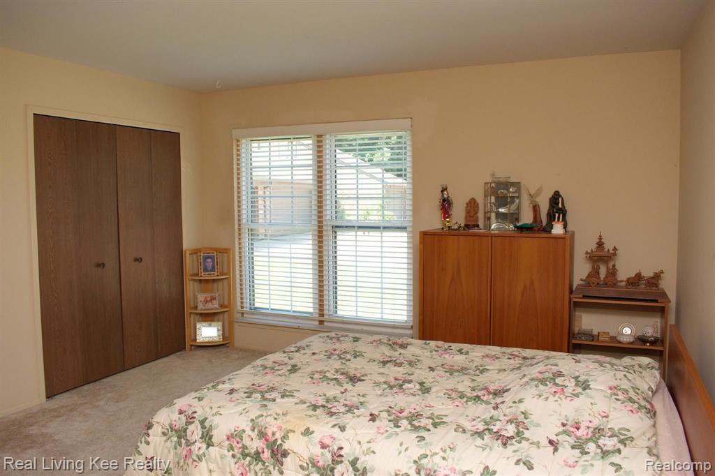 1893 Christy Court Rochester Hills, MI 48309 - Photo 17 of 37