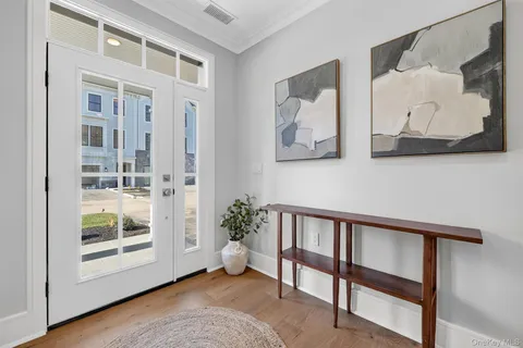 $1,100,000 | 1802 Soundview Court, Yorktown Heights, NY 10598