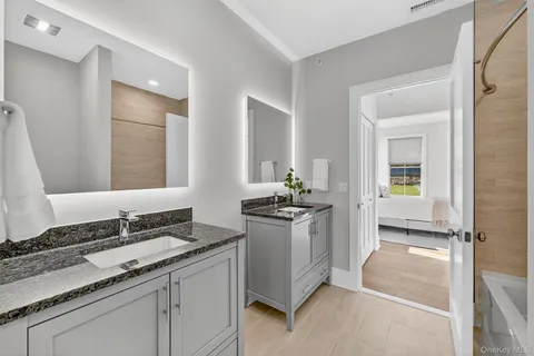 $1,100,000 | 1802 Soundview Court, Yorktown Heights, NY 10598