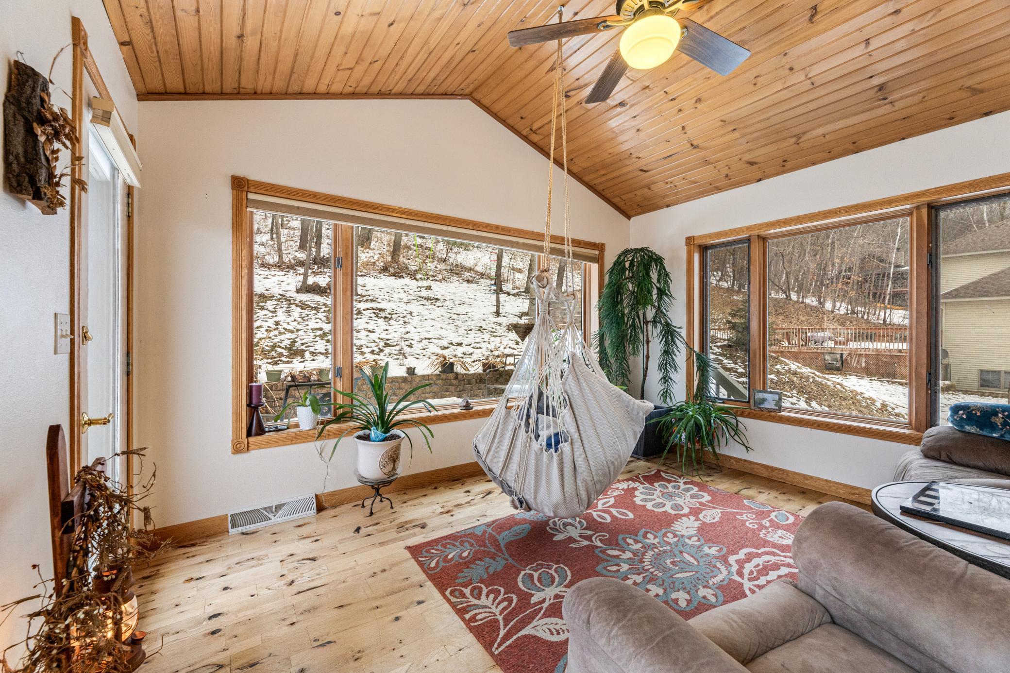 134 McIntosh Road East La Crescent, MN 55947 - Photo 11 of 42