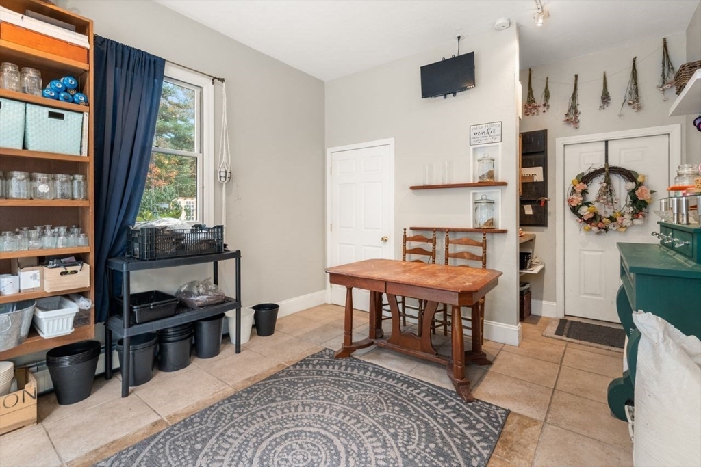 75 Walnut Plain Road Rochester, MA 02770 - Photo 34 of 42