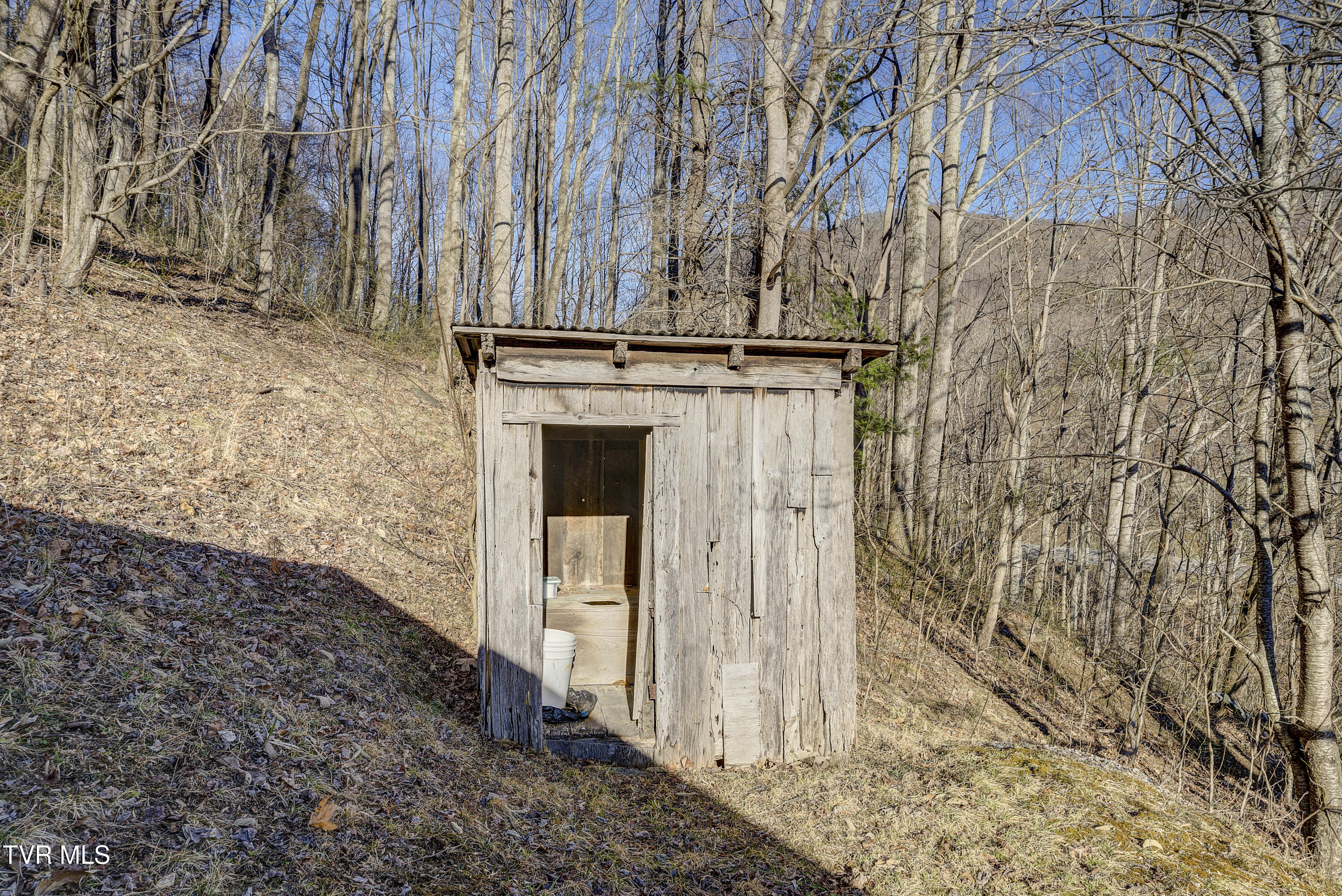406 Mathis Road Flag Pond, TN 37657 - Photo 57 of 79 Mathis-68