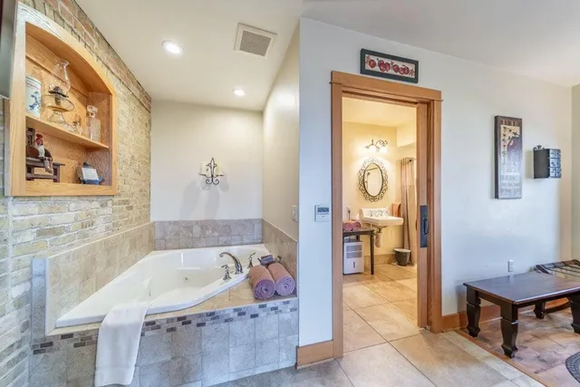 $6,500,000 | W839 Lake Orchard, Sheboygan, WI 53083