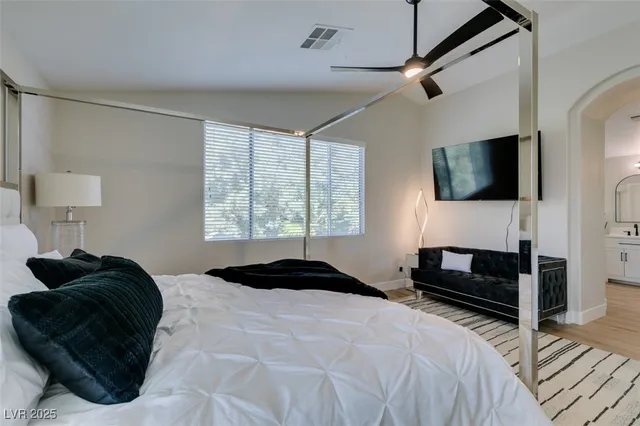 $3,950 | 1013 Newbold Street, Las Vegas, NV 89138