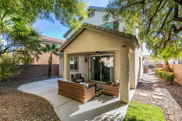 $3,950 | 1013 Newbold Street, Las Vegas, NV 89138