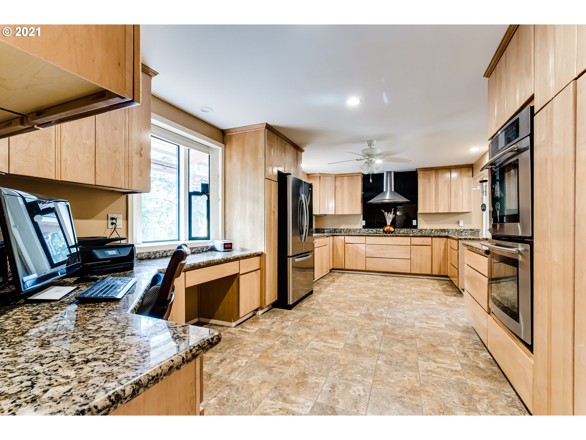 29418 Gimpl Hill Road Eugene, OR 97402 - Photo 12 of 32 Gallery Image 12