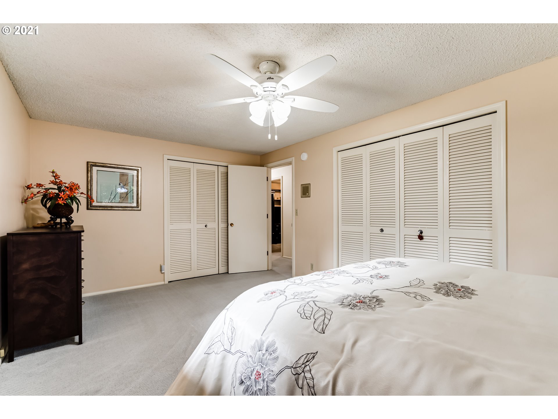 29418 Gimpl Hill Road Eugene, OR 97402 - Photo 20 of 32 Gallery Image 20