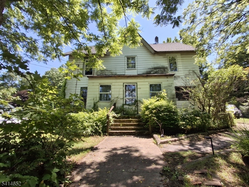 172 Maple Road Franklin, NJ 07416 - Photo 3 of 50