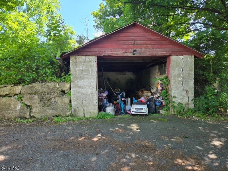 172 Maple Road Franklin, NJ 07416 - Photo 34 of 50