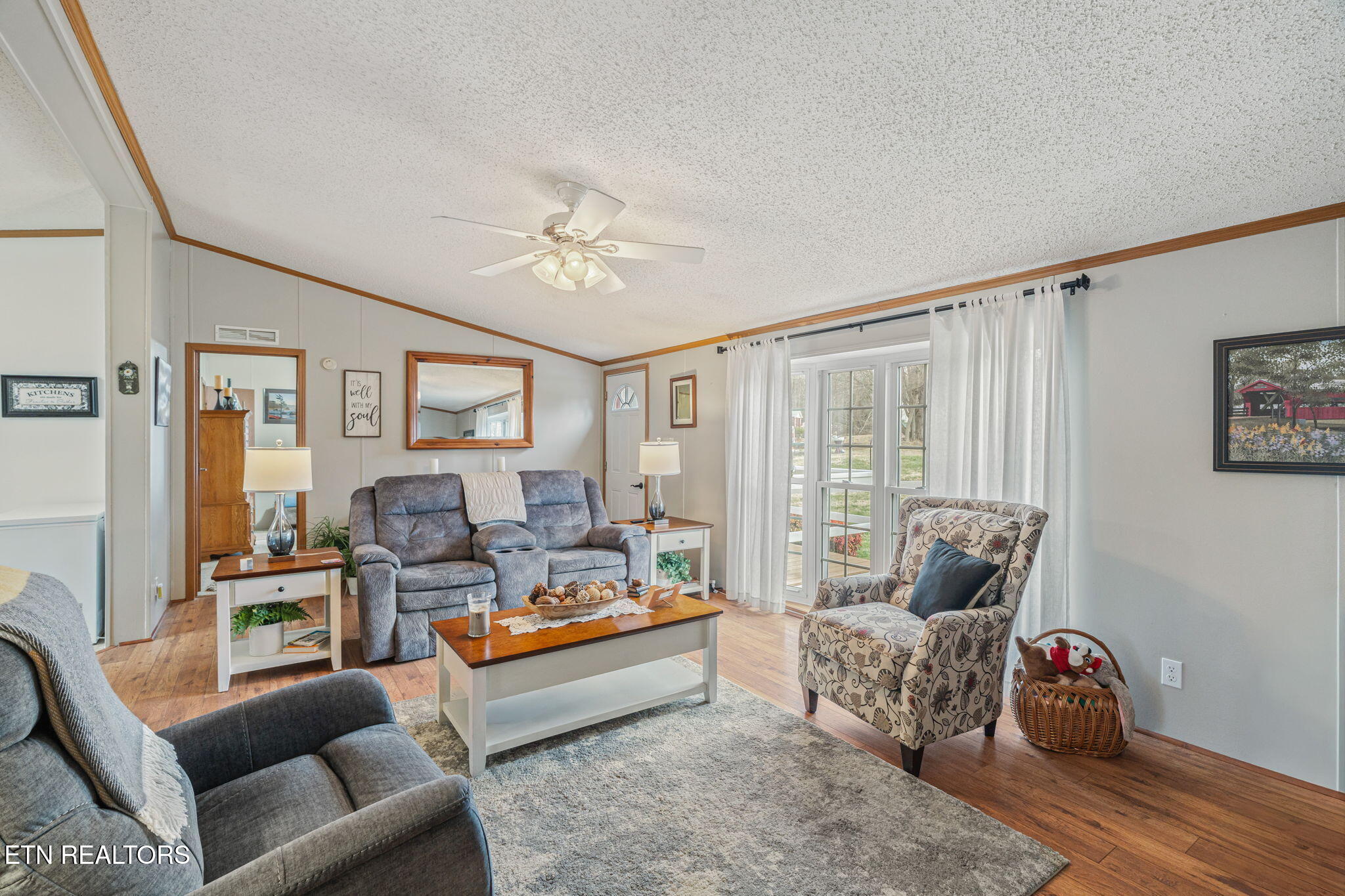 7501 Hunters Ridge Way Knoxville, TN 37914 - Photo 7 of 35 11-web-or-mls-7501 Hunters Ridge Way-27