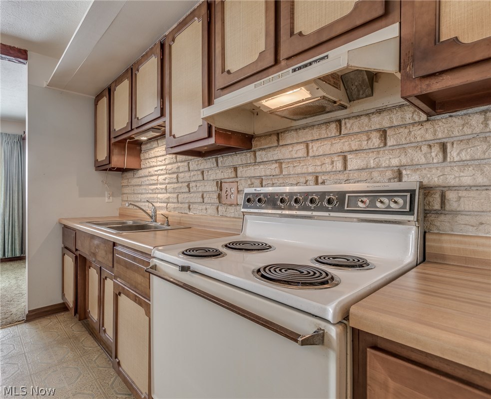 30860 Harrison Road Wickliffe, OH 44092 - Photo 9 of 28 Gallery Image 9