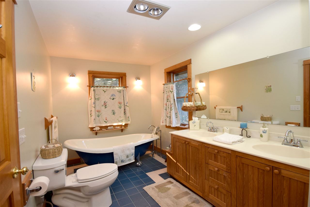 27 Maple Ridge Lane South Hero, VT 05486 - Photo 18 of 40 Gallery Image 18