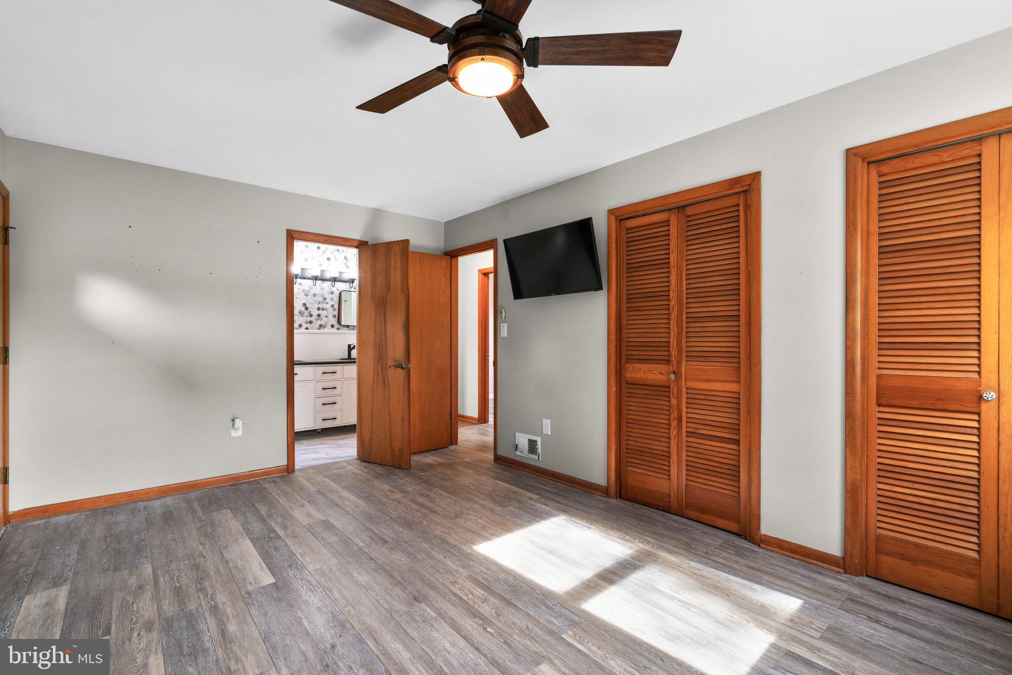 6806 Redberry Road Clarksville, MD 21029 - Photo 28 of 51 Primary Bedroom