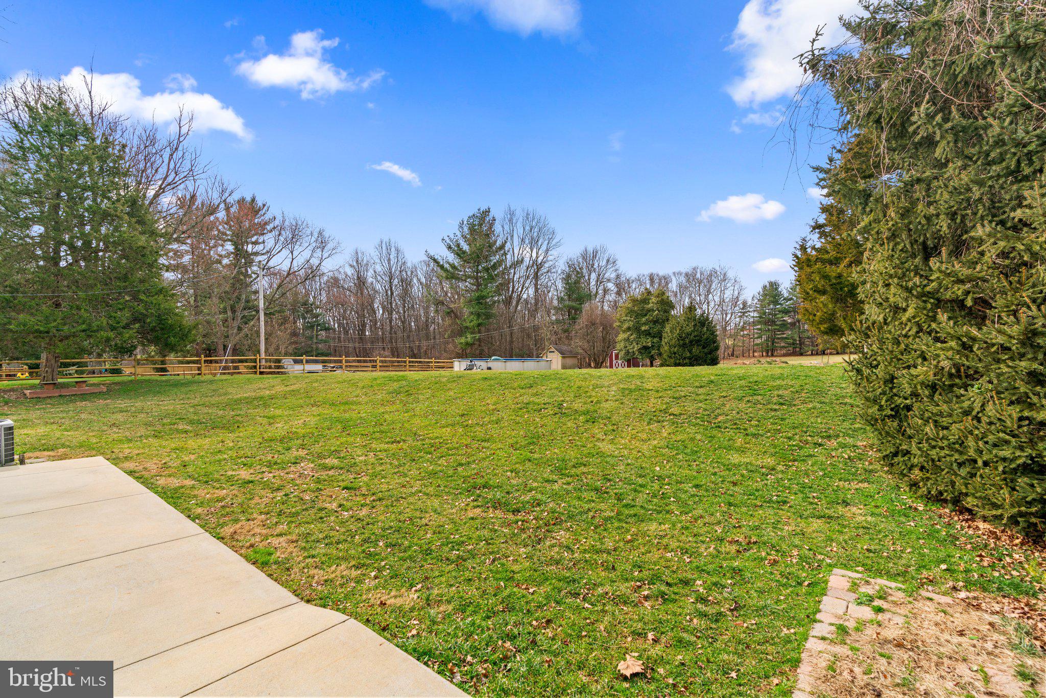 6806 Redberry Road Clarksville, MD 21029 - Photo 43 of 51 Yard