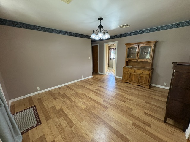 836 East Locust Street Watseka, IL 60970 - Photo 7 of 13