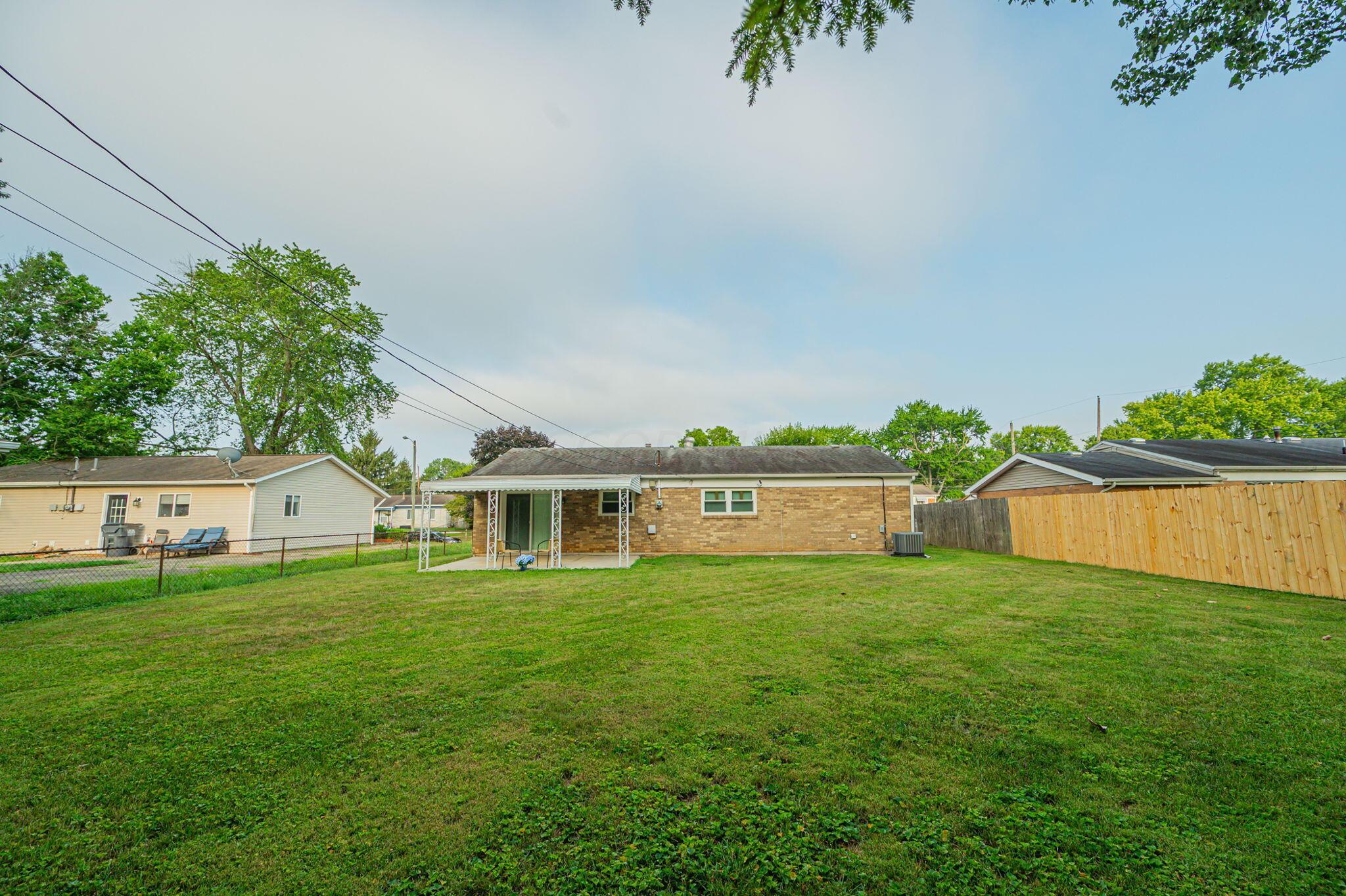 3882 Atkinson Road Columbus, OH 43232 - Photo 23 of 32 31-web-or-mls-3889 Atkinson Rd-31