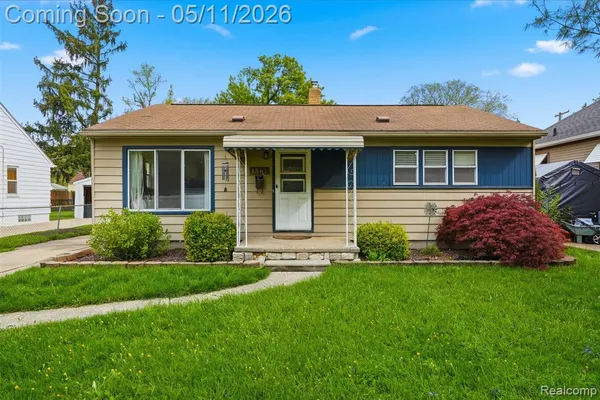 $1,600 | 1561 East Webster Street, Ferndale, MI 48220