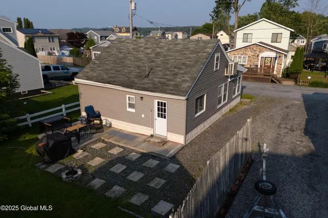 $400,000 | 107 4th Street, Malta, NY 12866