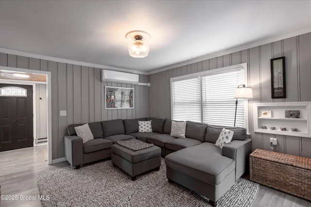 $400,000 | 107 4th Street, Malta, NY 12866