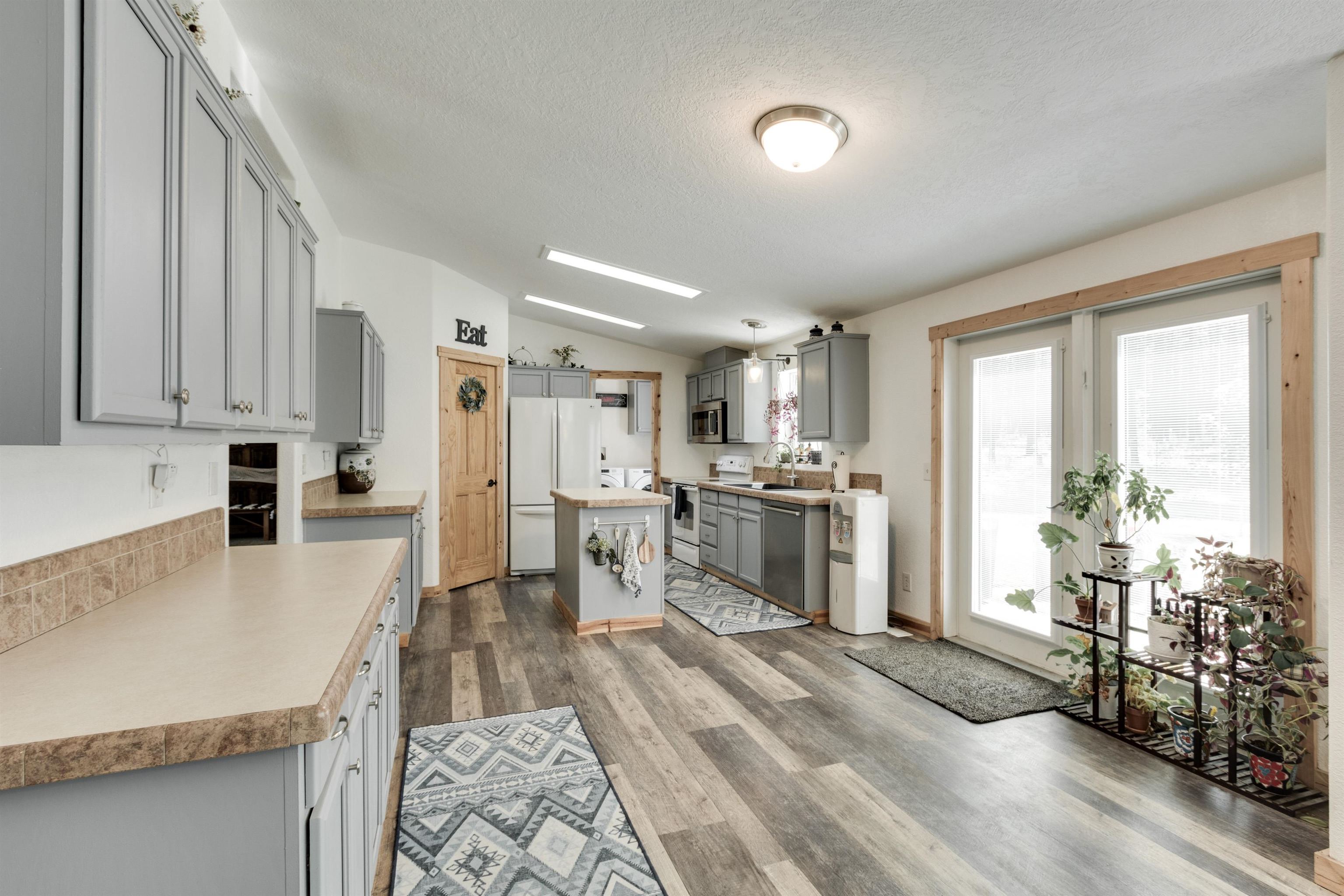 25905 West Long Lake Road Ford, WA 99013 - Photo 6 of 32
