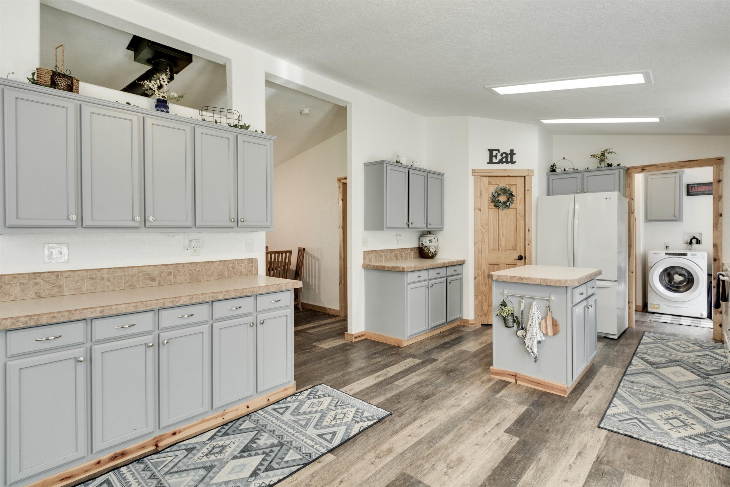 25905 West Long Lake Road Ford, WA 99013 - Photo 7 of 32
