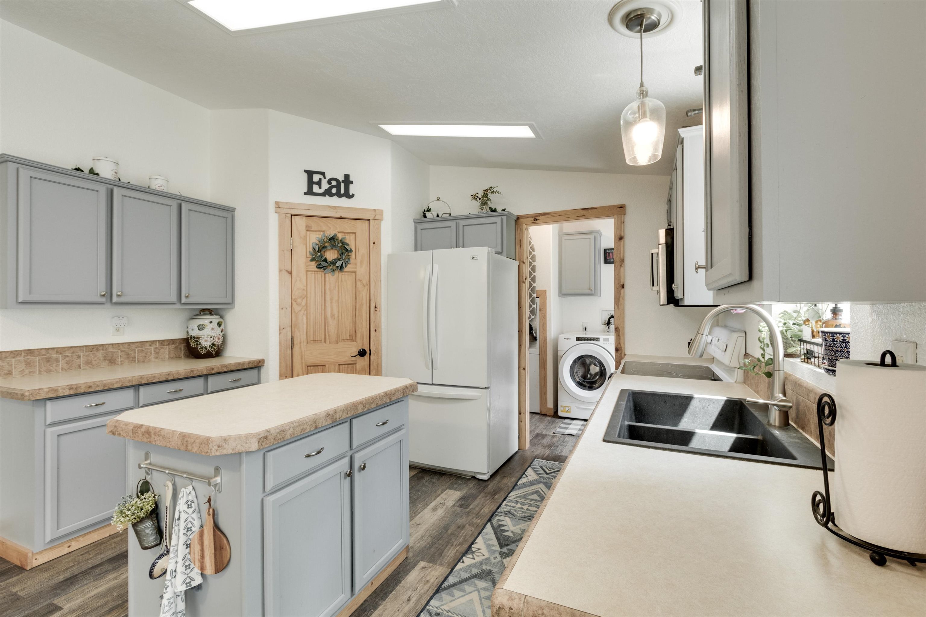 25905 West Long Lake Road Ford, WA 99013 - Photo 8 of 32