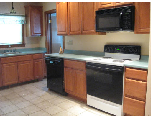 48 Idalla Road Worcester, MA 01606 - Photo 7 of 13 Gallery Image 7