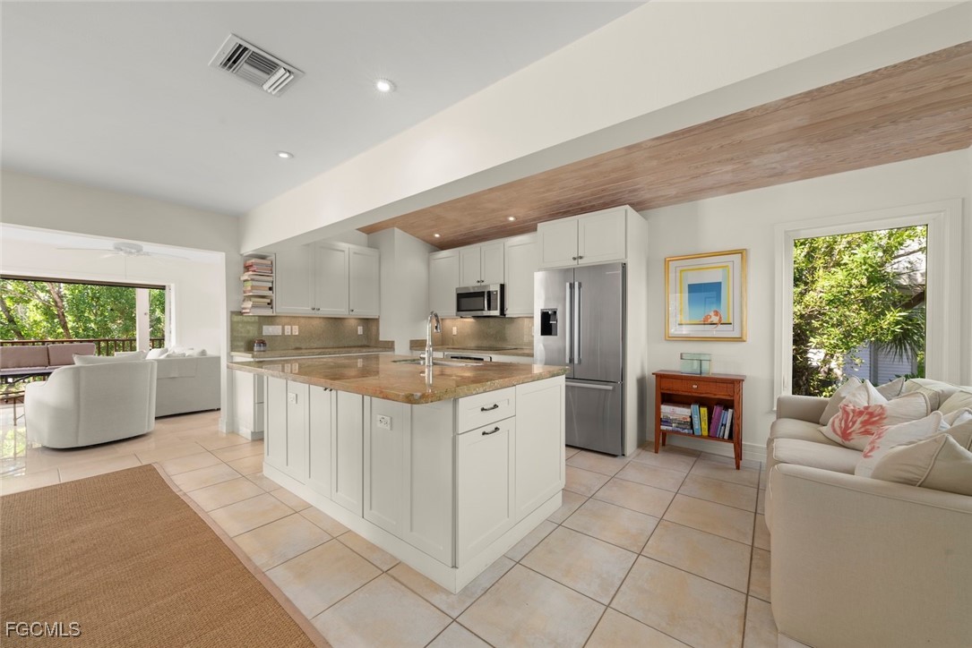 931 Snowberry Lane Sanibel, FL 33957 - Photo 12 of 50