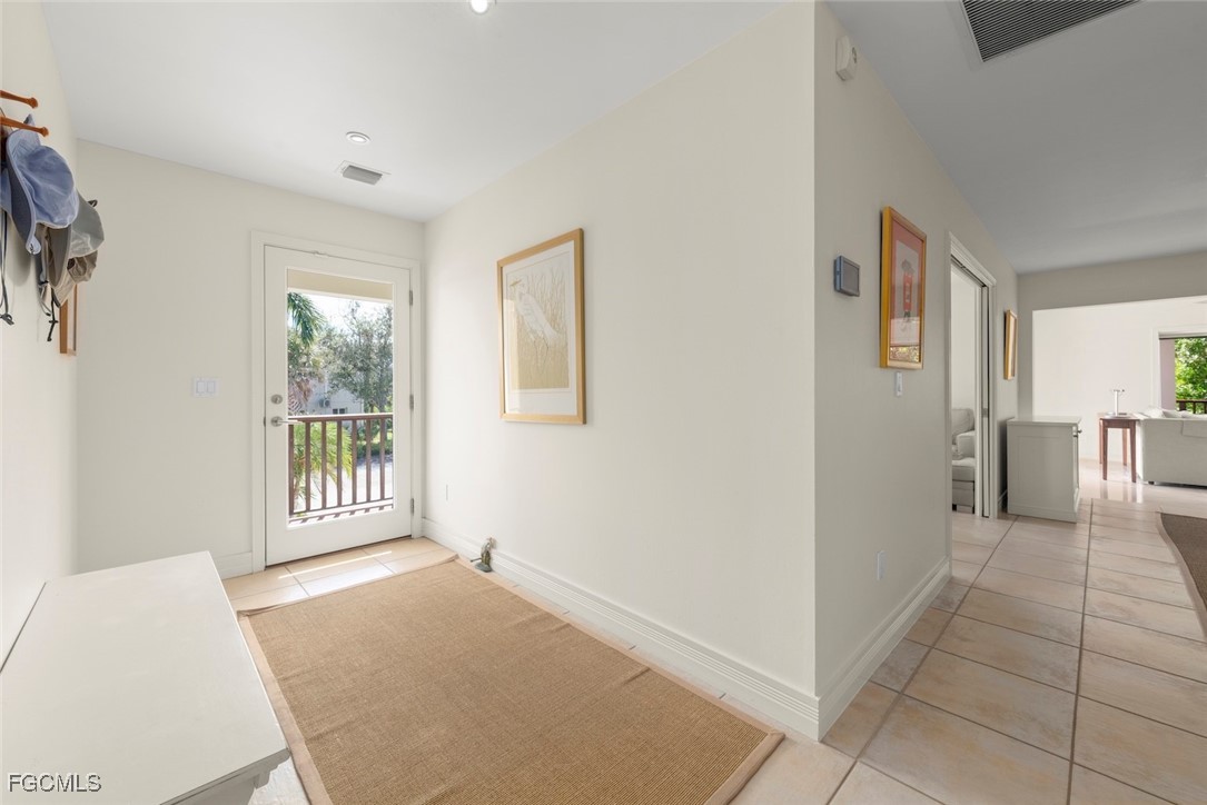 931 Snowberry Lane Sanibel, FL 33957 - Photo 3 of 50