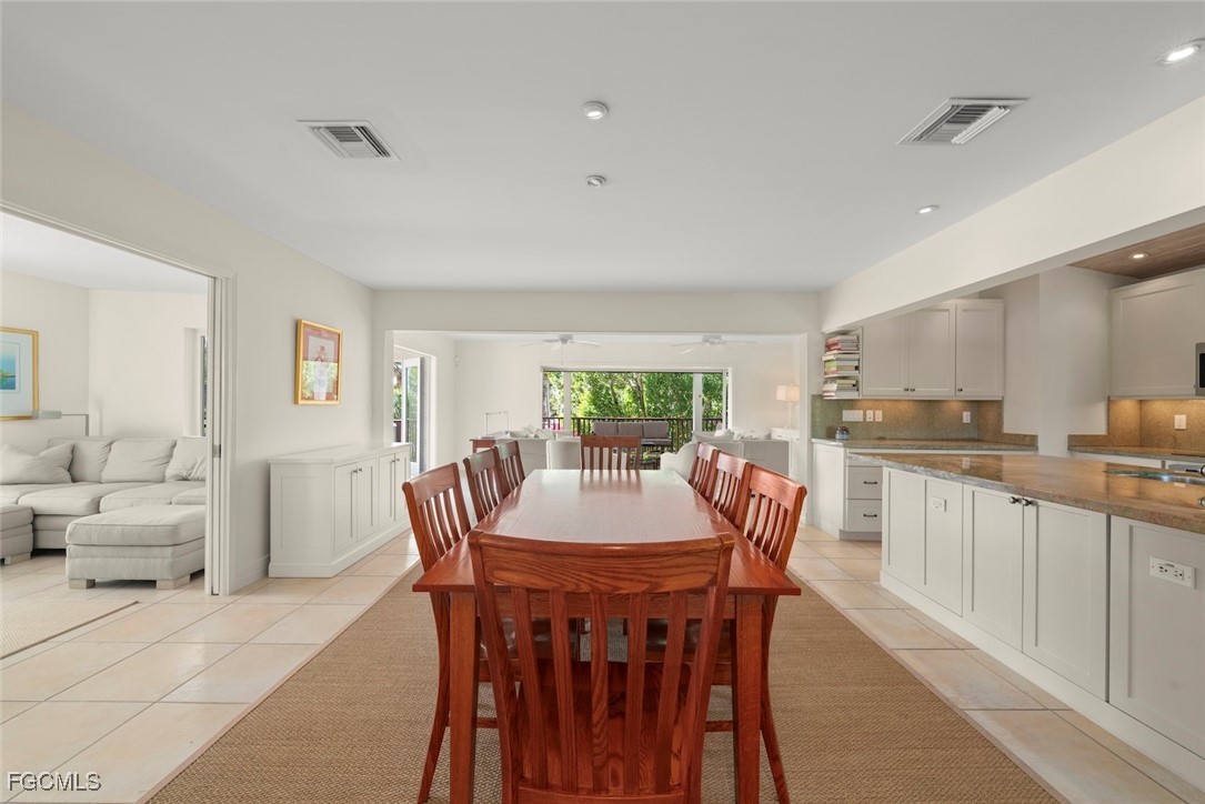 931 Snowberry Lane Sanibel, FL 33957 - Photo 6 of 50