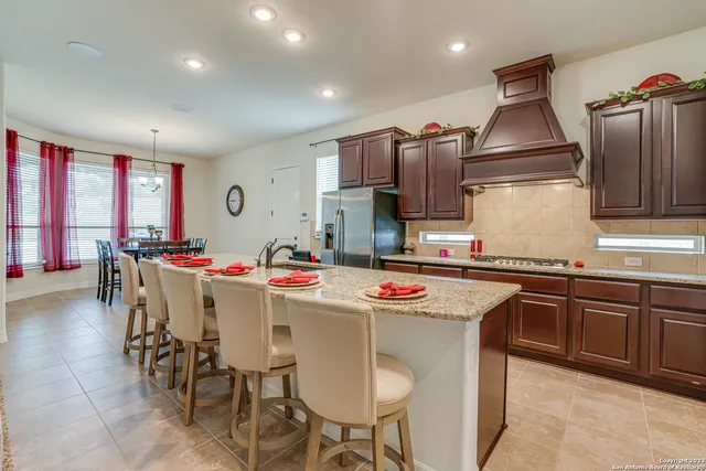 $850,000 | 531 Lilly Bluff, Castroville, TX 78009