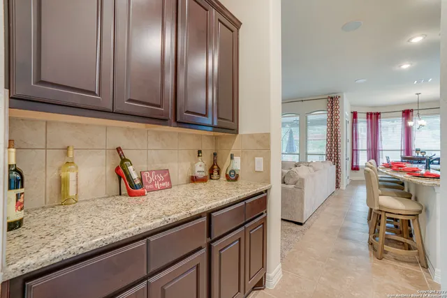 $850,000 | 531 Lilly Bluff, Castroville, TX 78009