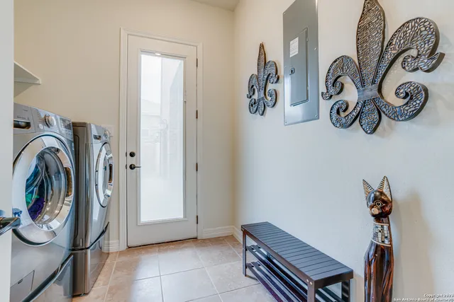 $850,000 | 531 Lilly Bluff, Castroville, TX 78009