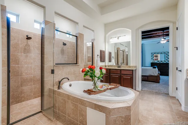 $850,000 | 531 Lilly Bluff, Castroville, TX 78009