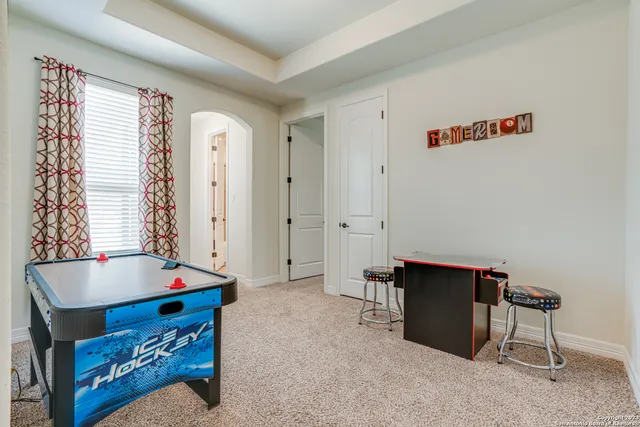 $850,000 | 531 Lilly Bluff, Castroville, TX 78009