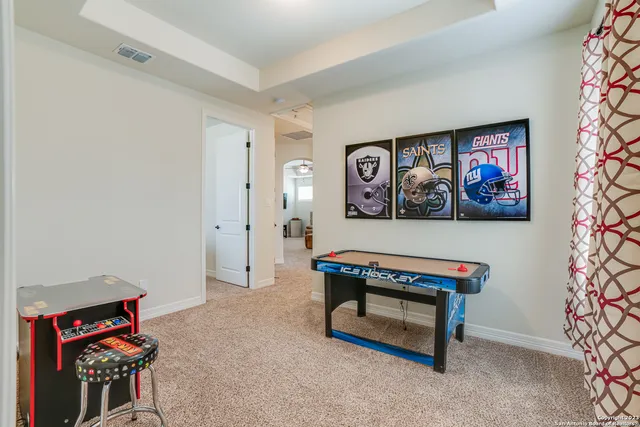 $850,000 | 531 Lilly Bluff, Castroville, TX 78009