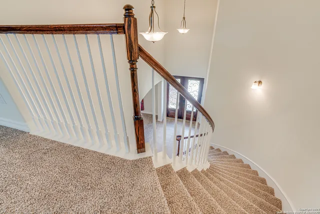 $850,000 | 531 Lilly Bluff, Castroville, TX 78009