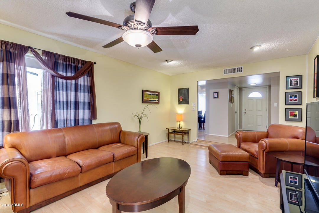 3821 West Hatcher Road Phoenix, AZ 85051 - Photo 5 of 29 08-Hatcher