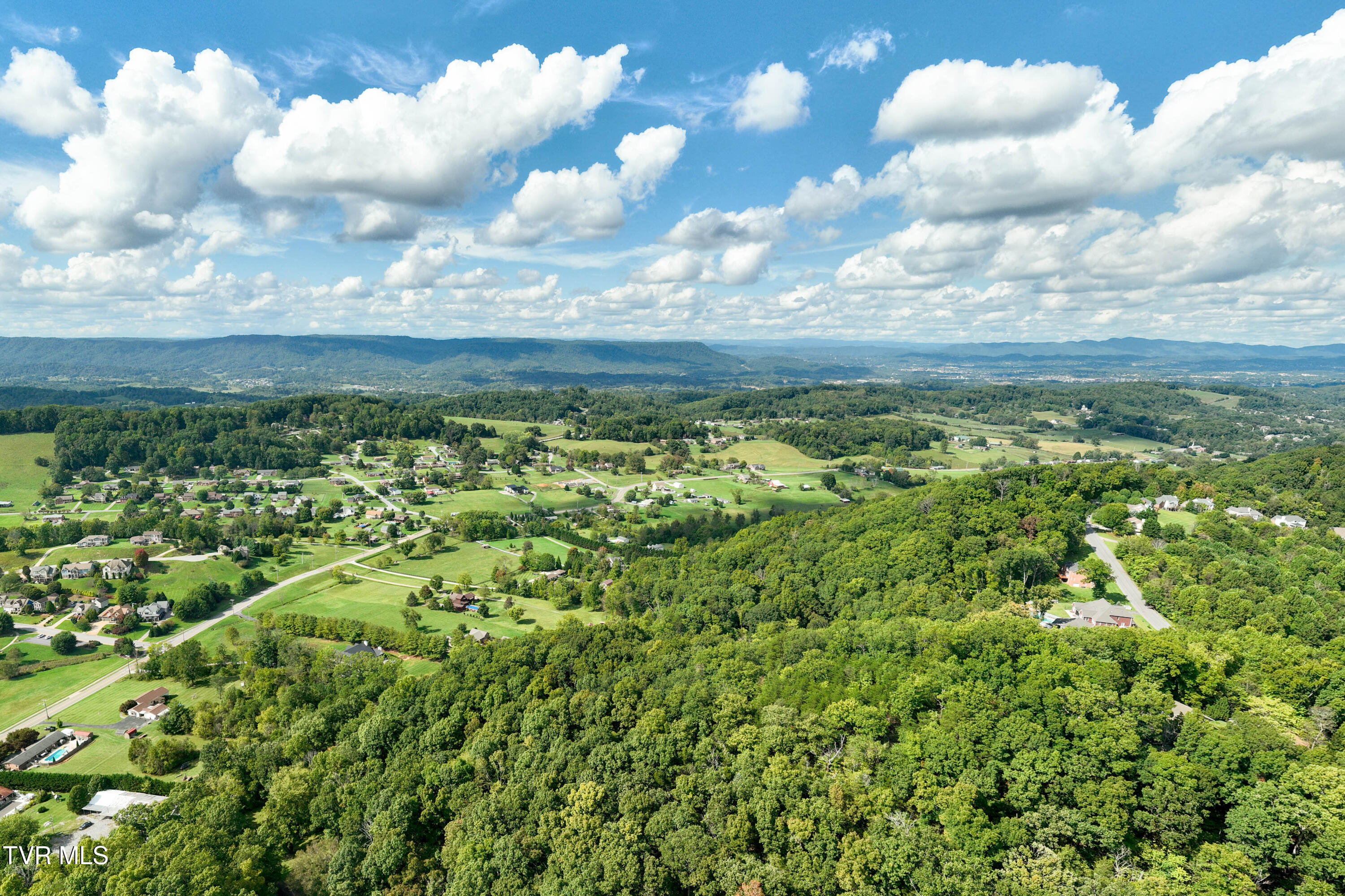 2333 Rock Springs Road Kingsport, TN 37664 - Photo 161 of 165 2333 Rock Springs Road (9 of 169)