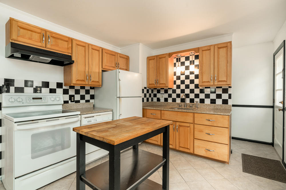 42 Rogers Road Yarmouth, ME 04096 - Photo 6 of 36 42RogersRoad-1