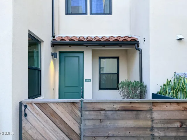 $5,500 | 1568 East Thompson Boulevard, Ventura, CA 93001