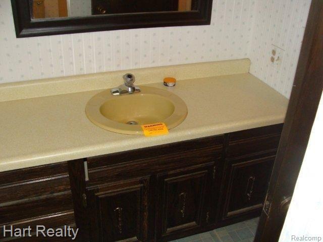 6901 Bailey Road Brown City, MI 48416 - Photo 6 of 17 6901 Bailey 021.jpg