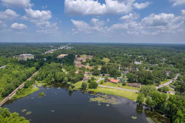 $628,790 | 188 The Oaks Avenue, Goose Creek, SC 29445