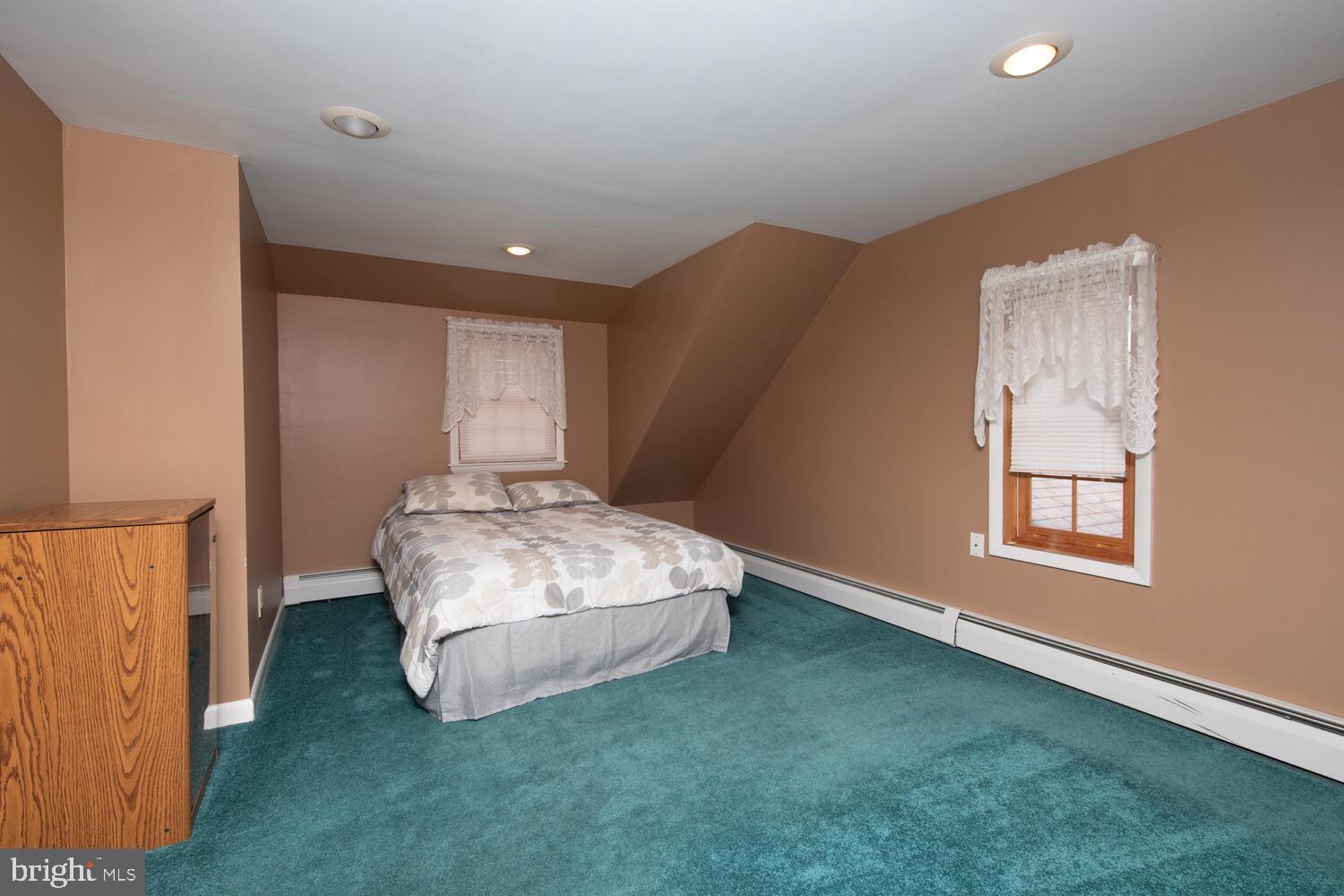 2332 Boyd Road Huntingdon Valley, PA 19006 - Photo 20 of 33