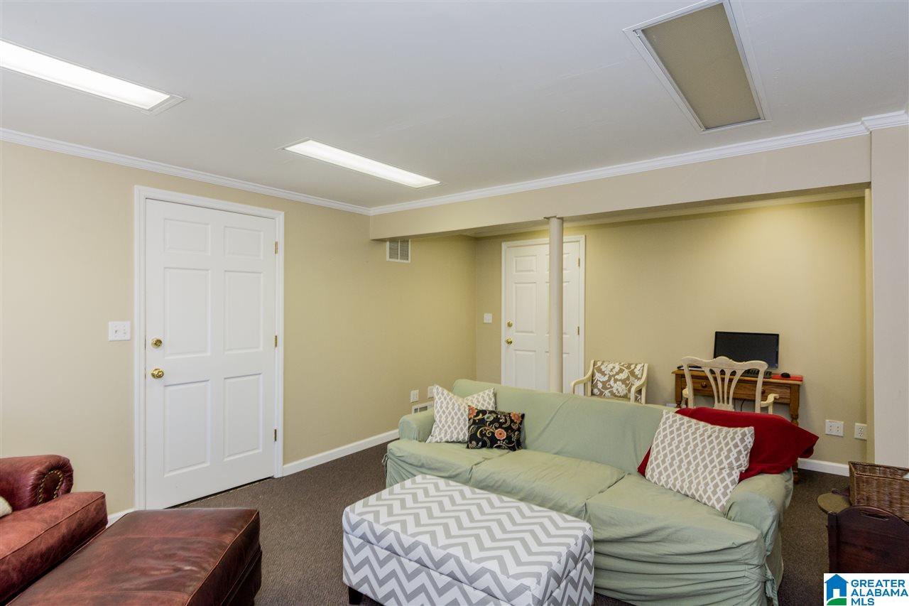 2601 Southminster Road Vestavia Hills, AL 35243 - Photo 31 of 36