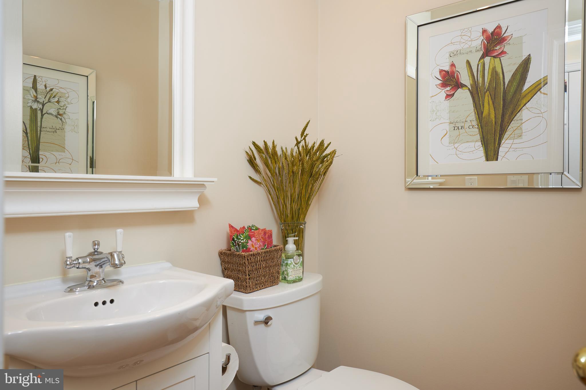 9805 Kendale Road Potomac, MD 20854 - Photo 21 of 44 Gallery Image 21