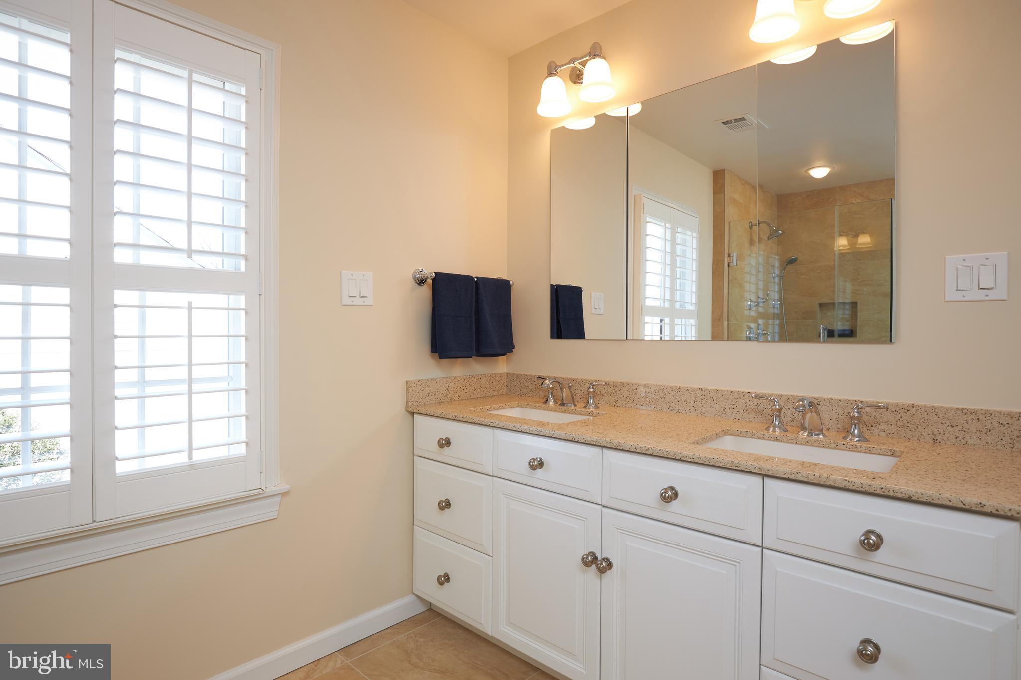 9805 Kendale Road Potomac, MD 20854 - Photo 25 of 44 Gallery Image 25