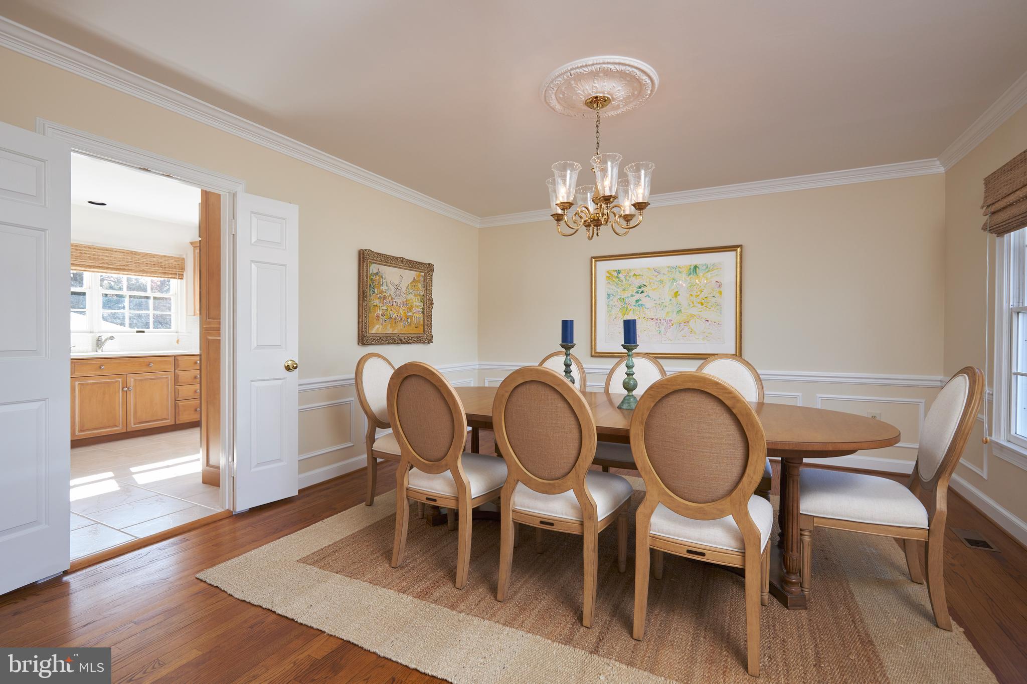9805 Kendale Road Potomac, MD 20854 - Photo 8 of 44 Gallery Image 8