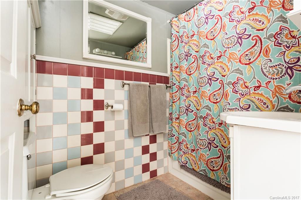 10 Gudger Road Candler, NC 28715 - Photo 17 of 21 Gallery Image 17