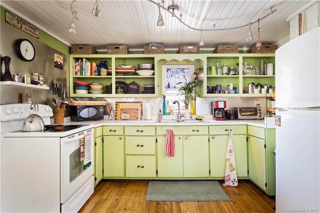 10 Gudger Road Candler, NC 28715 - Photo 10 of 21 Gallery Image 10